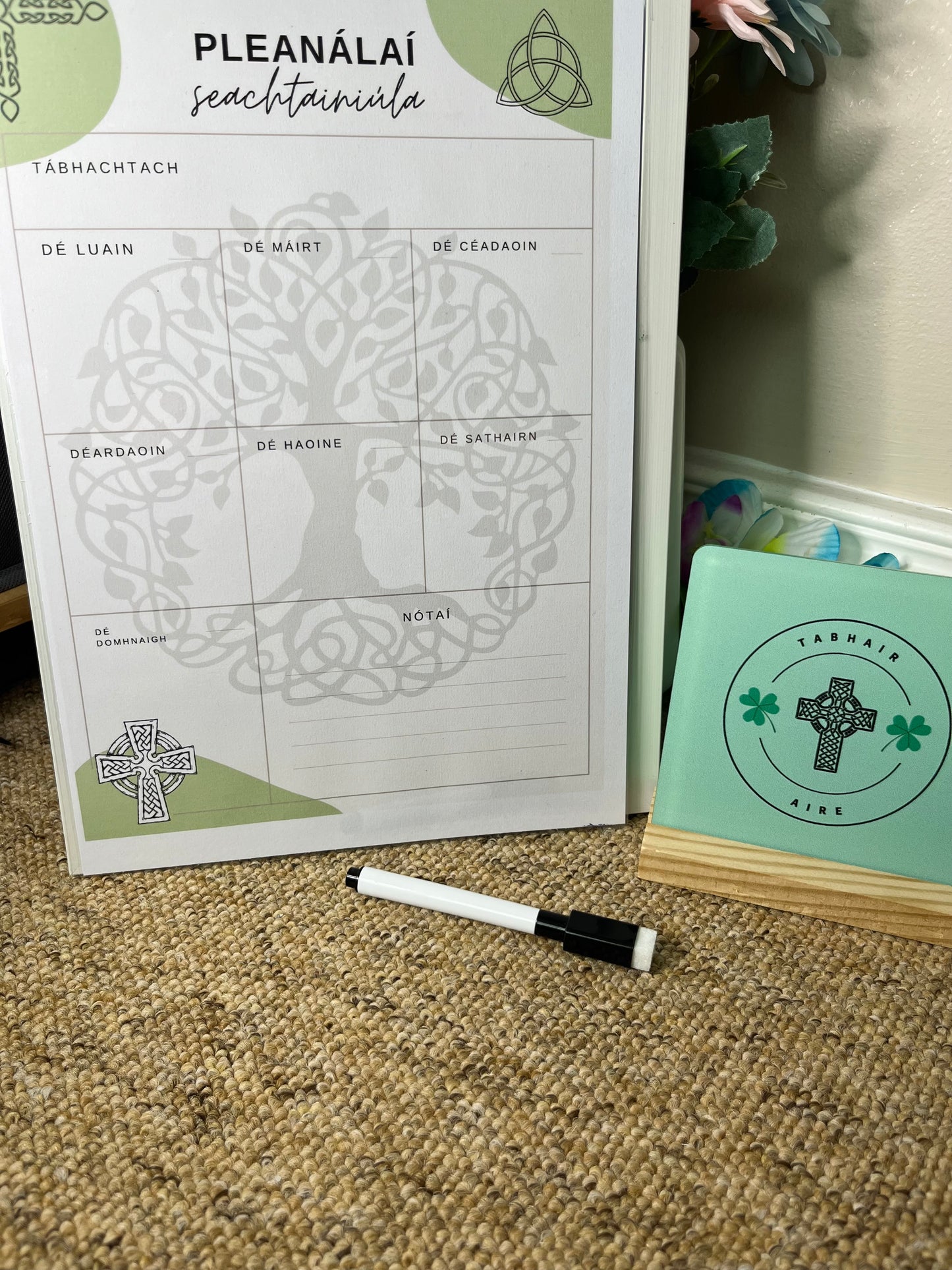 Dry-Erase magnetic Gaeilge weekly planner